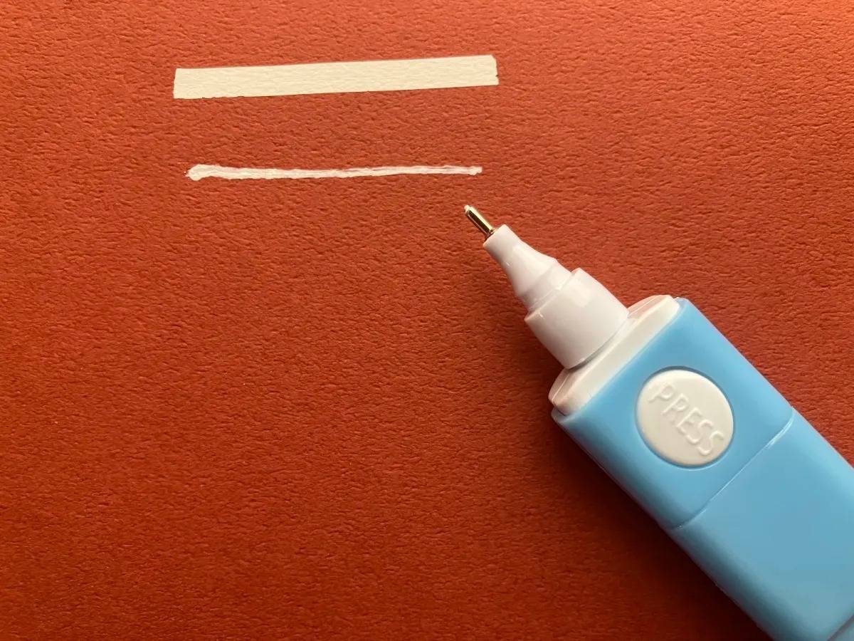 Seria(セリア):修正リキッド&テープ