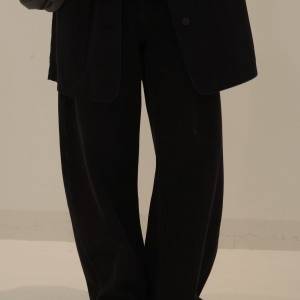 デイリーデニムを今っぽく。【UNIQLO】バギーカーブでつくる美バランスコーデ