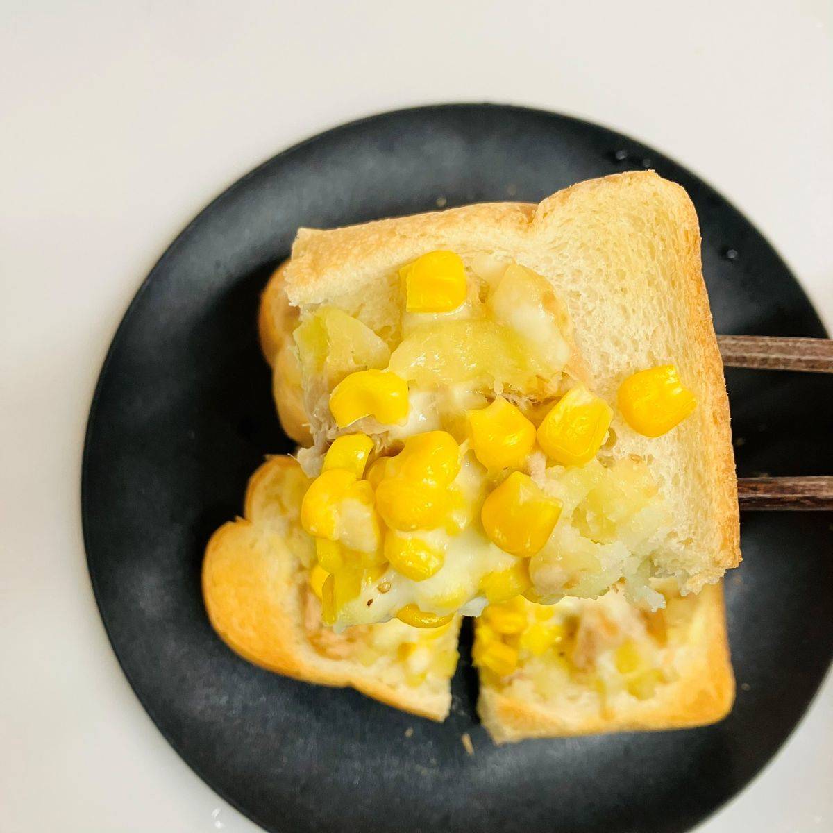 いなば公式の「ツナとコーンのマッシュポテトピザ」のレシピ