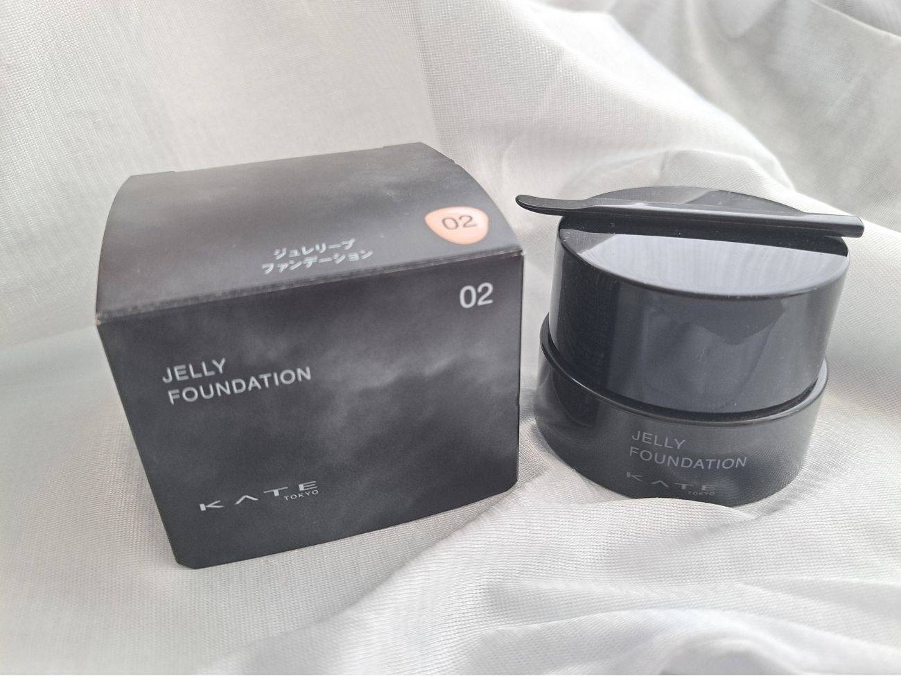 KATE　ジュレリープファンデーション 02