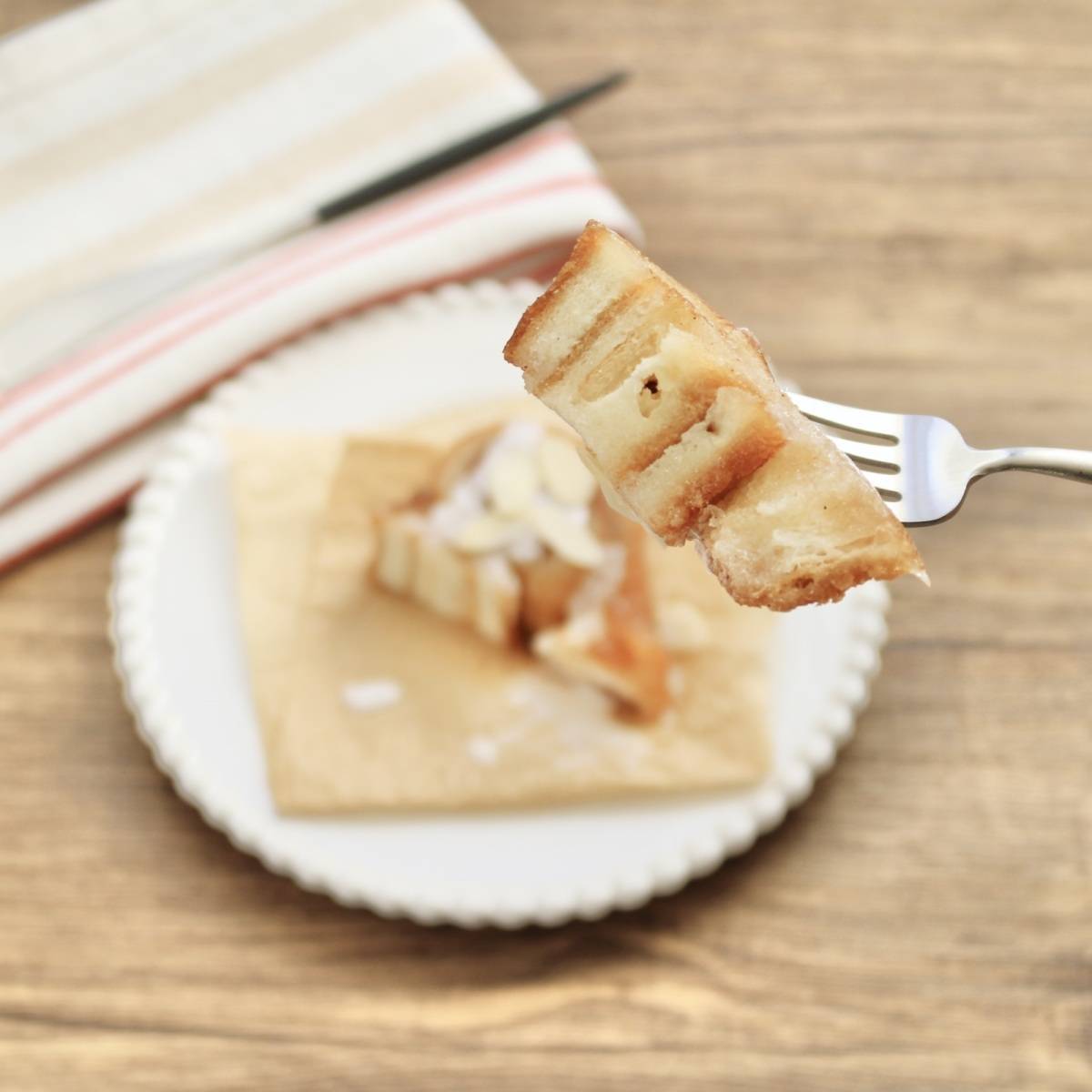 フジパン公式の「パン耳でつくるシナモンロール」のレシピ