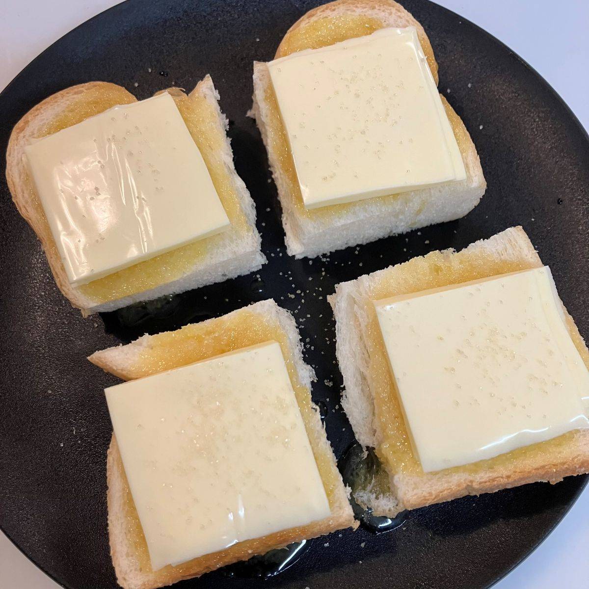 ヤマザキ公式の「チーズシュガートースト」のレシピ