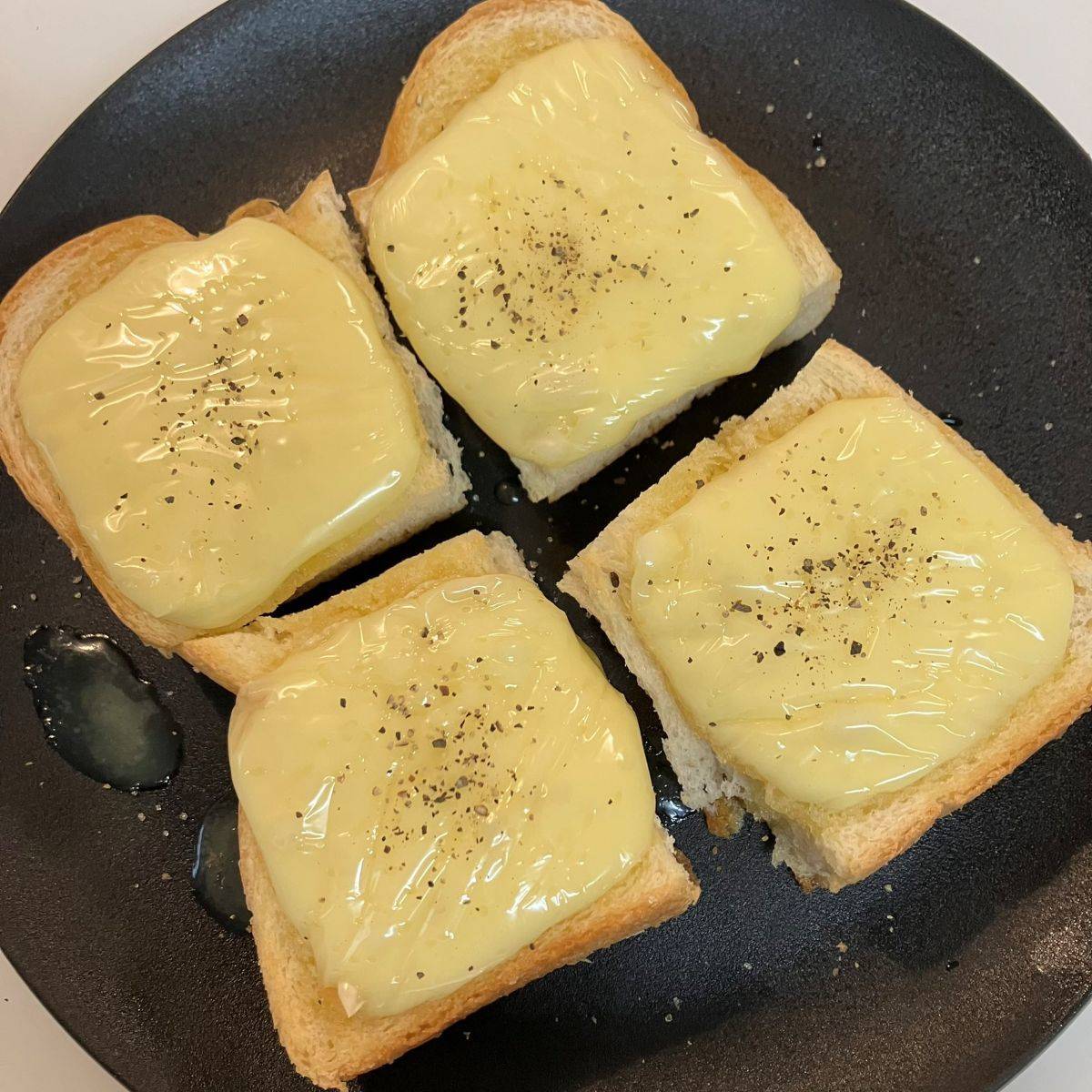 ヤマザキ公式の「チーズシュガートースト」のレシピ