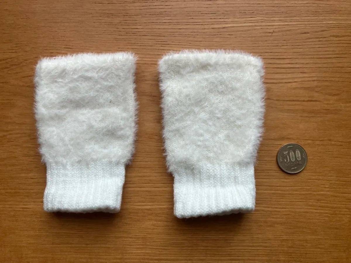 Seria(セリア)：付け袖 モヘヤ風