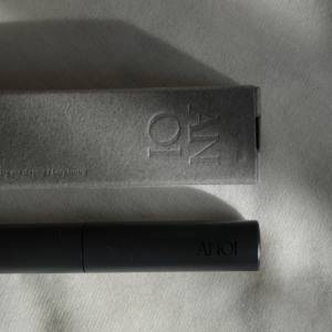 眉のトーンを自然に変える。毛流れふんわり整う「ANOI」の眉マスカラ