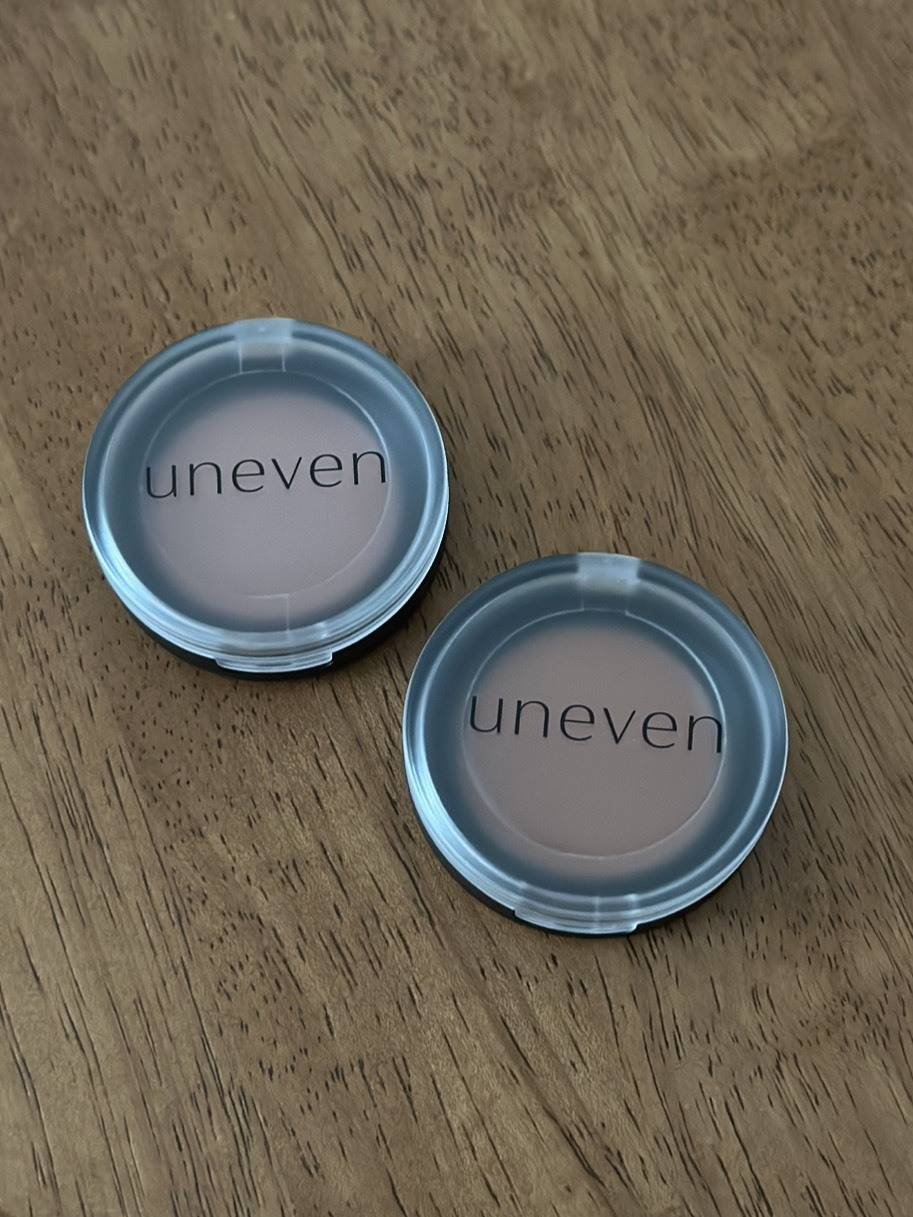 uneven チーク