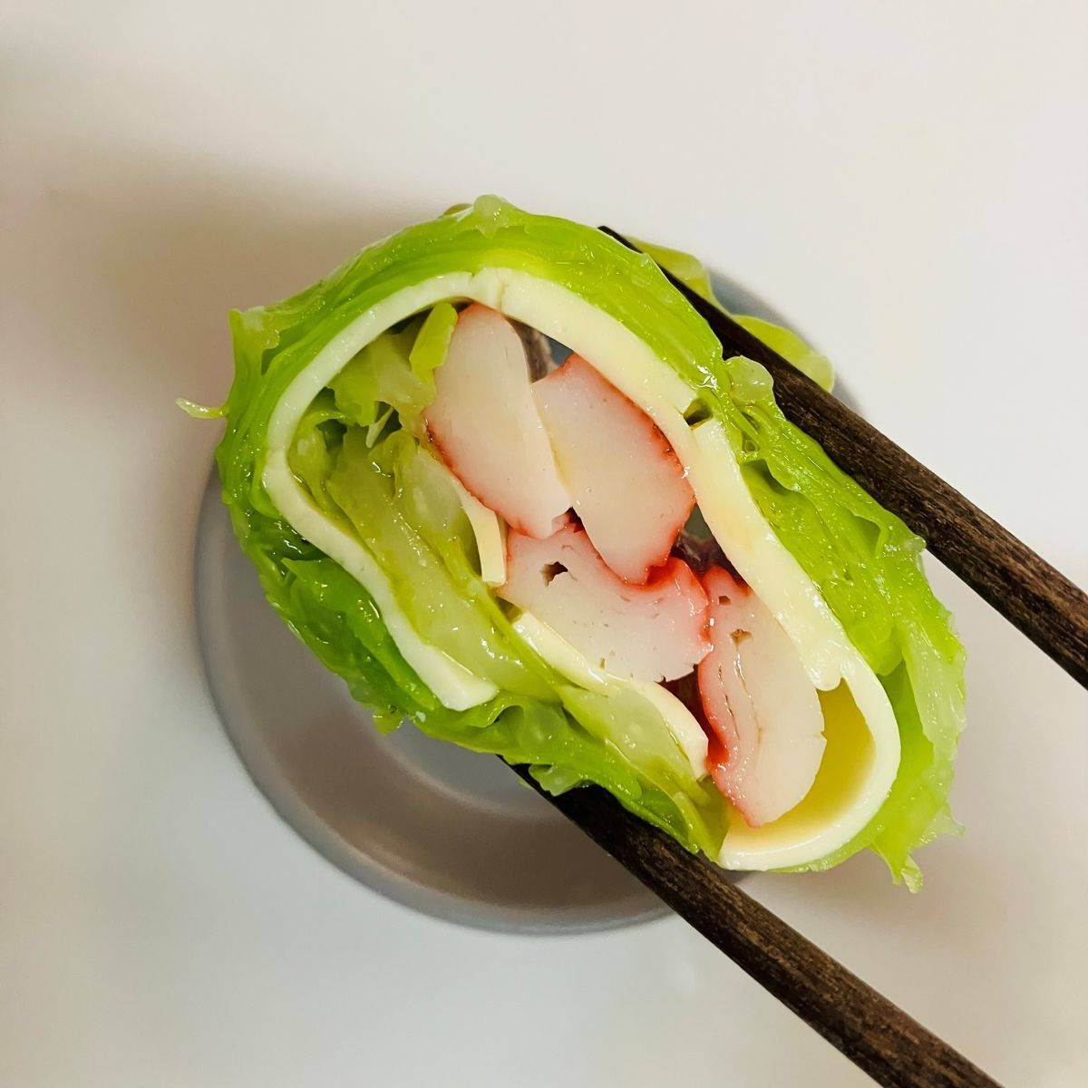 JAグループ公式の「キャベツのカニカマチーズ巻き」のレシピ