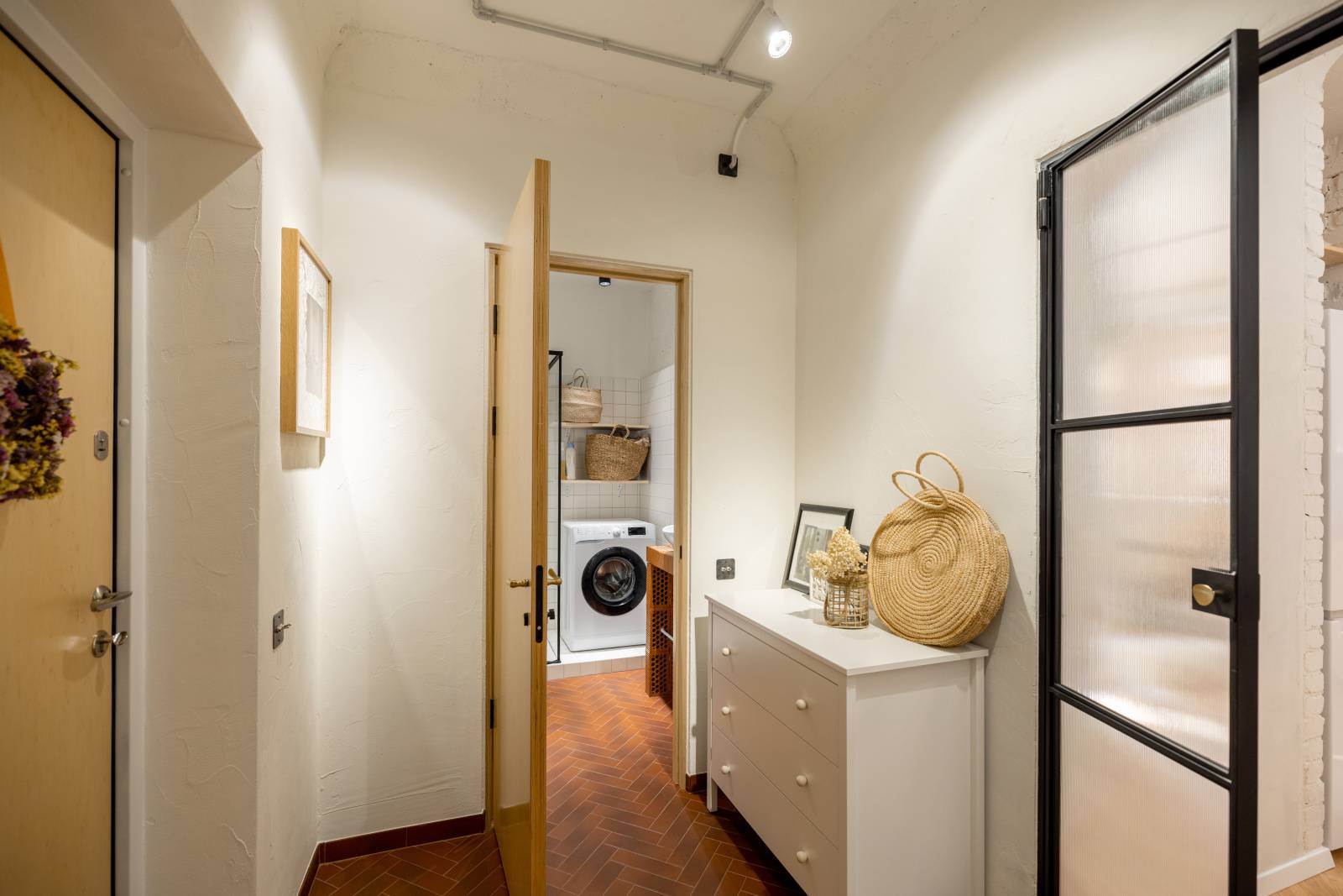 廊下　勝負運　下がる　家具