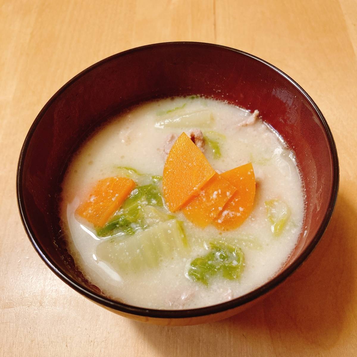 JAグループ公式の「長野県「白菜と鮭の粕汁」JA上伊那生活部会」のレシピ