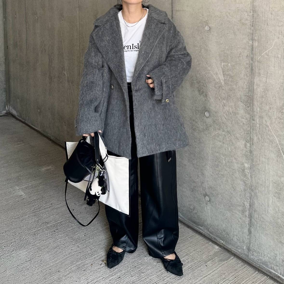オーバーサイズのコートを羽織る♪