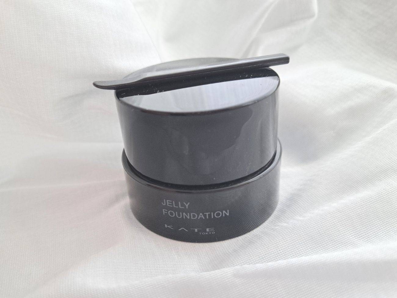 KATE　ジュレリープファンデーション 01