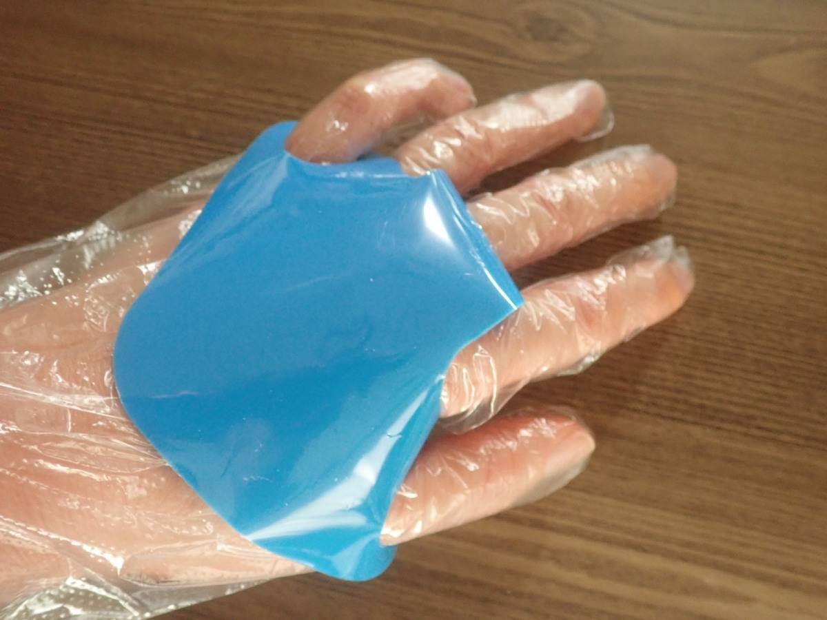 ダイソーの手袋ピタット