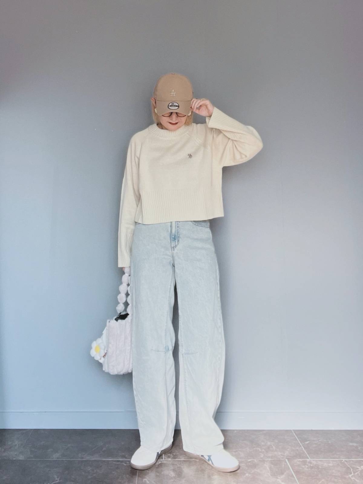 白×ライトブルー