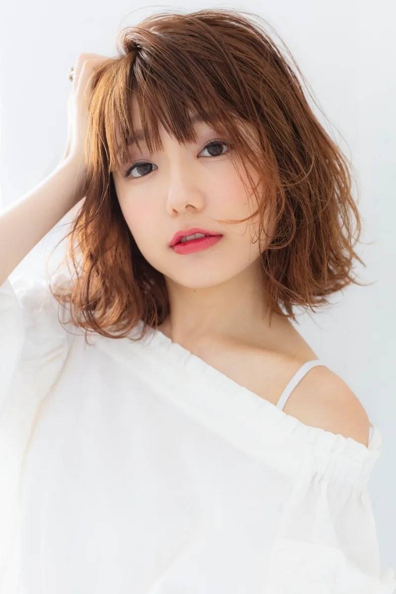 リラックス感ほつれボブ