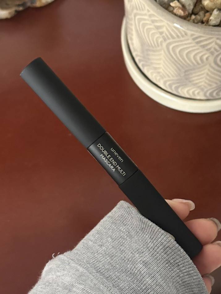 uneven ダブルエンド マルチマスカラ