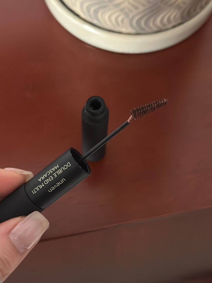 uneven ダブルエンド マルチマスカラ