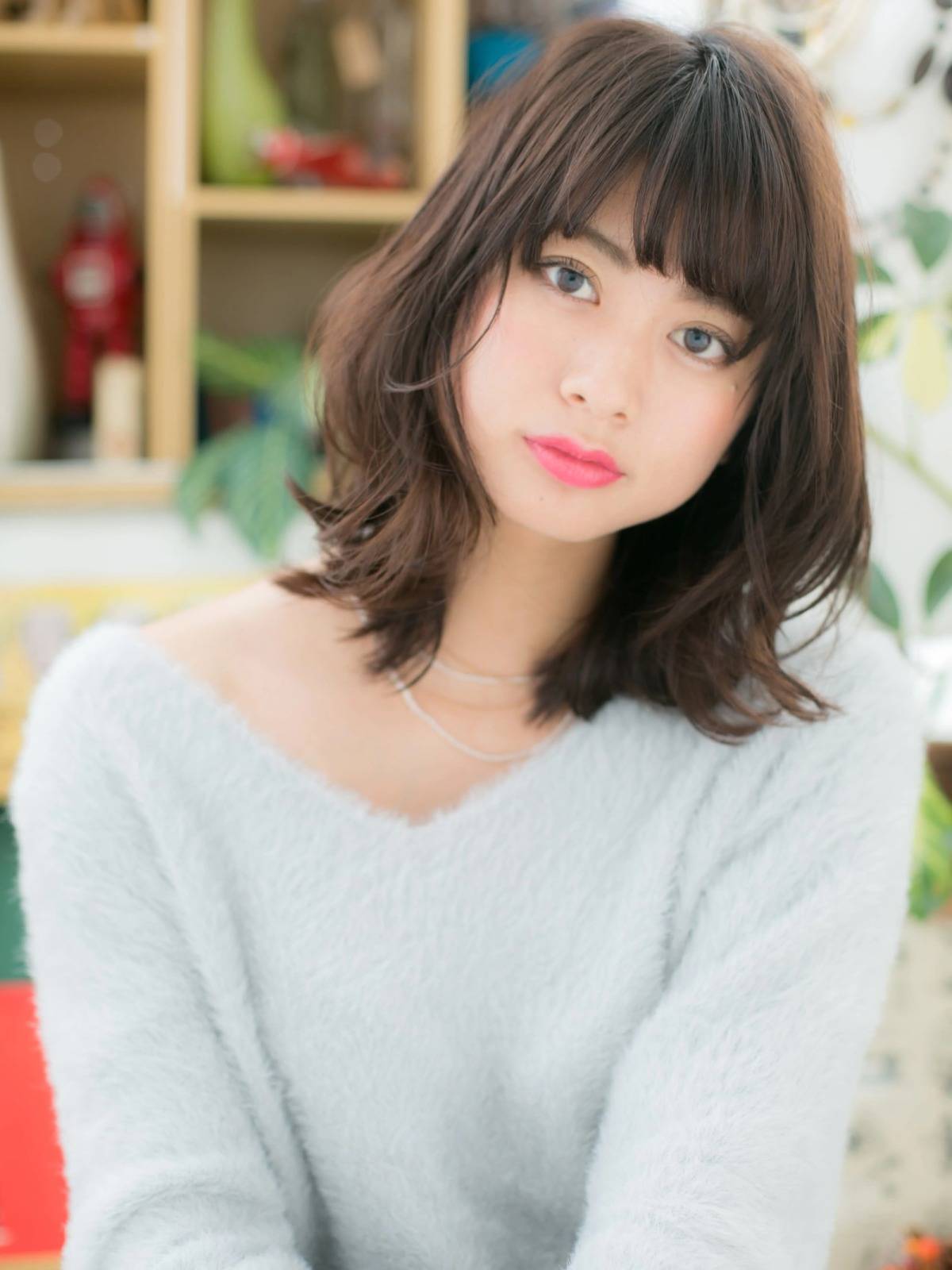 くびれミディアムボブ