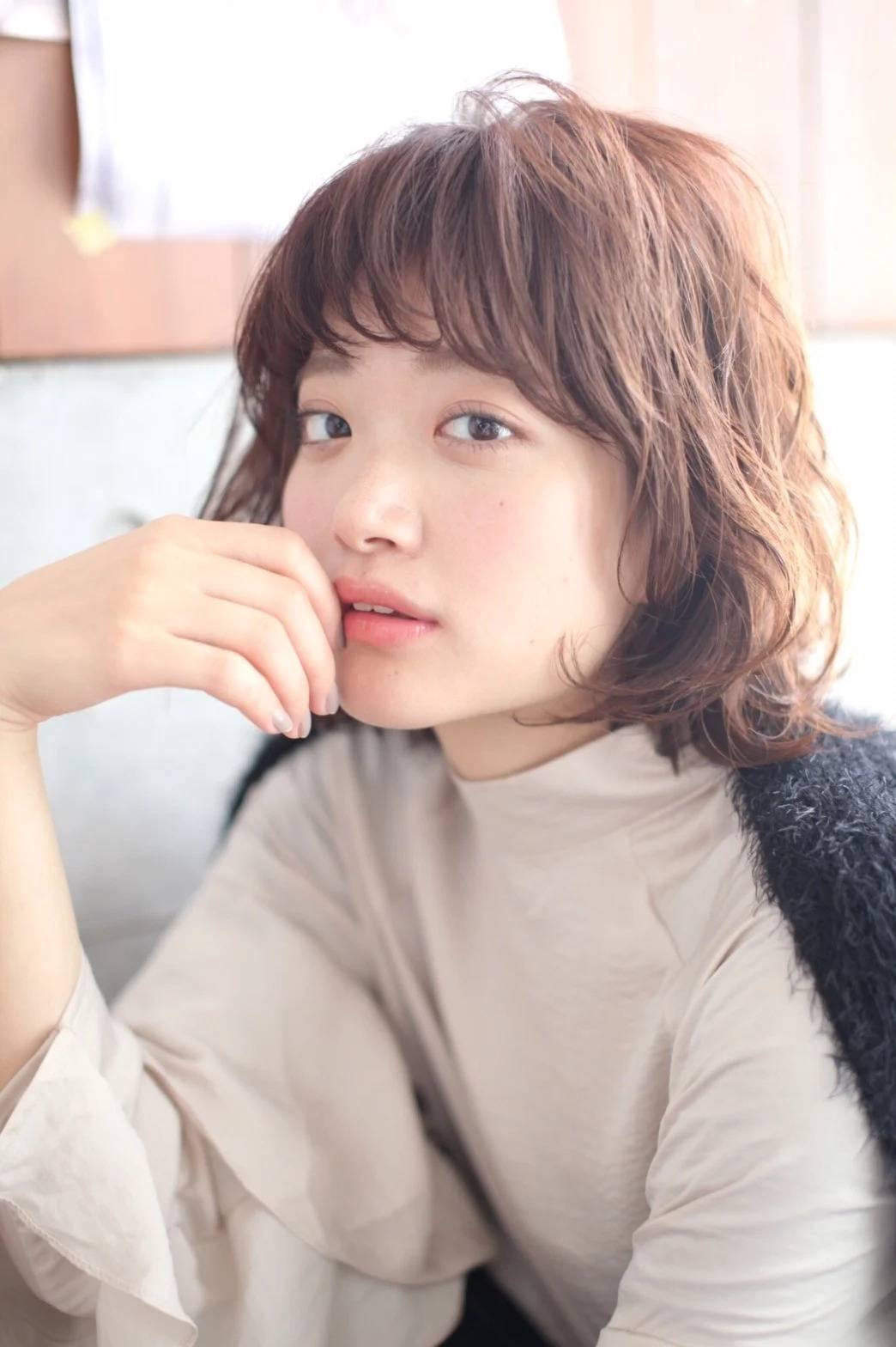 立体感パーマボブ