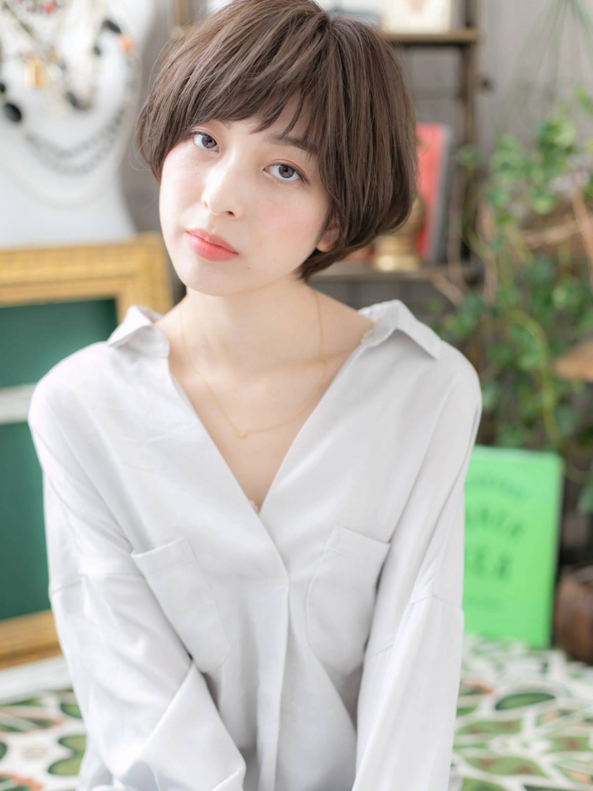 くびれシルエットショート