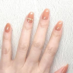 マネるだけで一気に垢抜ける。不器用さん向け「パールネイル」のやり方