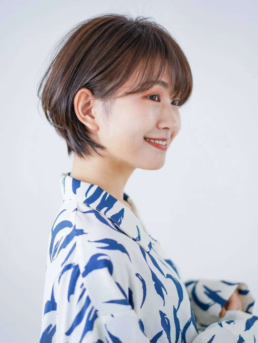 襟足長めショート