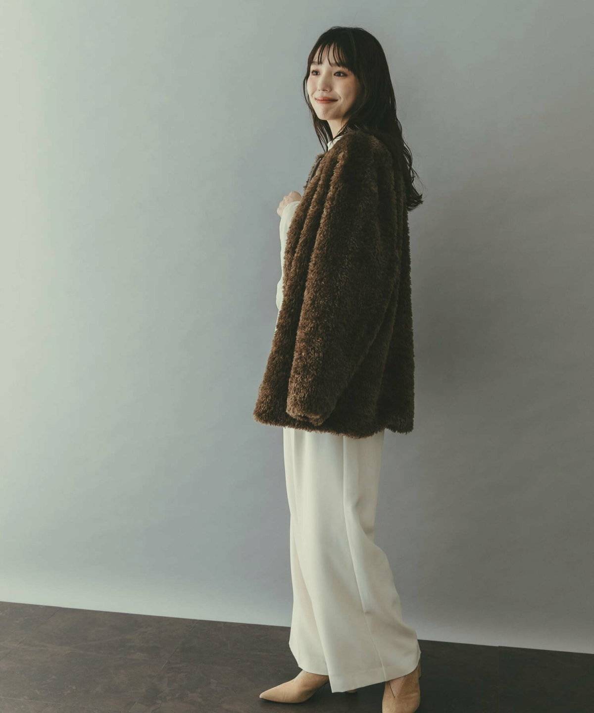 冬コーデの女性