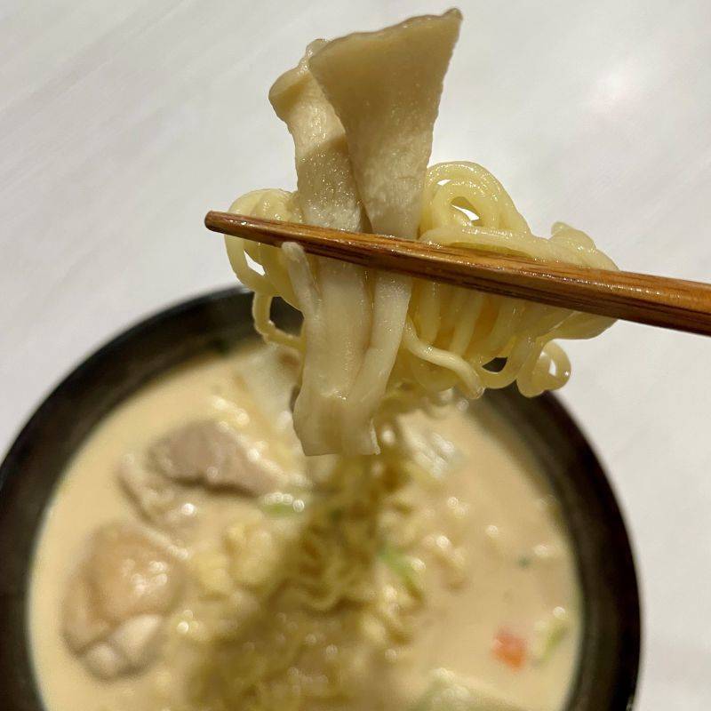 サッポロ一番公式の「【ナラ一番】飛鳥鍋風みそラーメン」のレシピ
