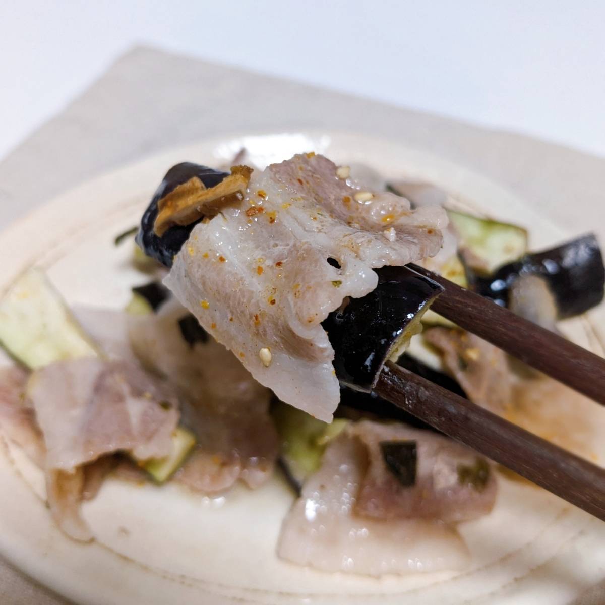 永谷園公式の「待つだけで豚バラなすの松茸風味」のレシピ