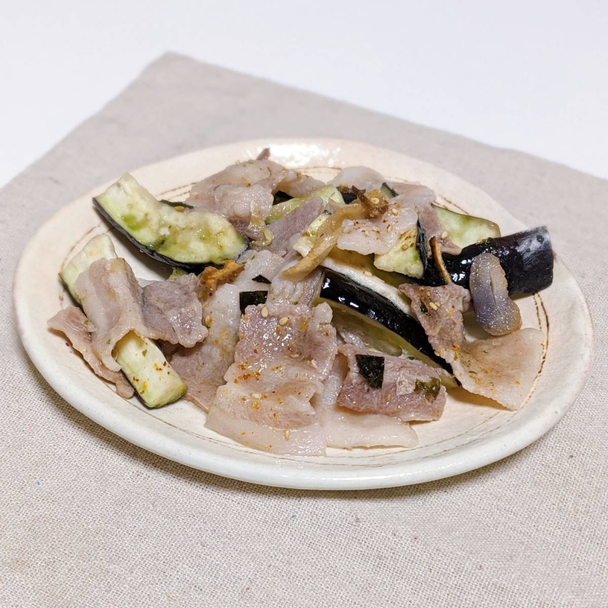 永谷園公式の「待つだけで豚バラなすの松茸風味」のレシピ