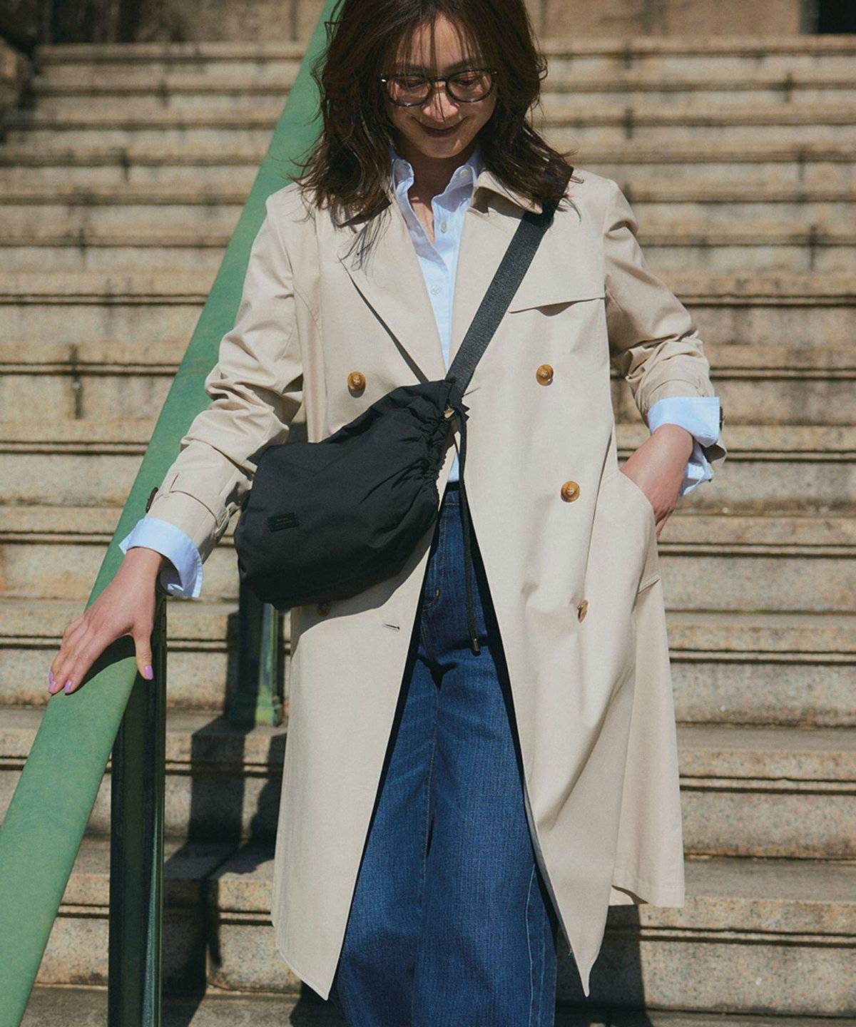 メガネをかけた女性