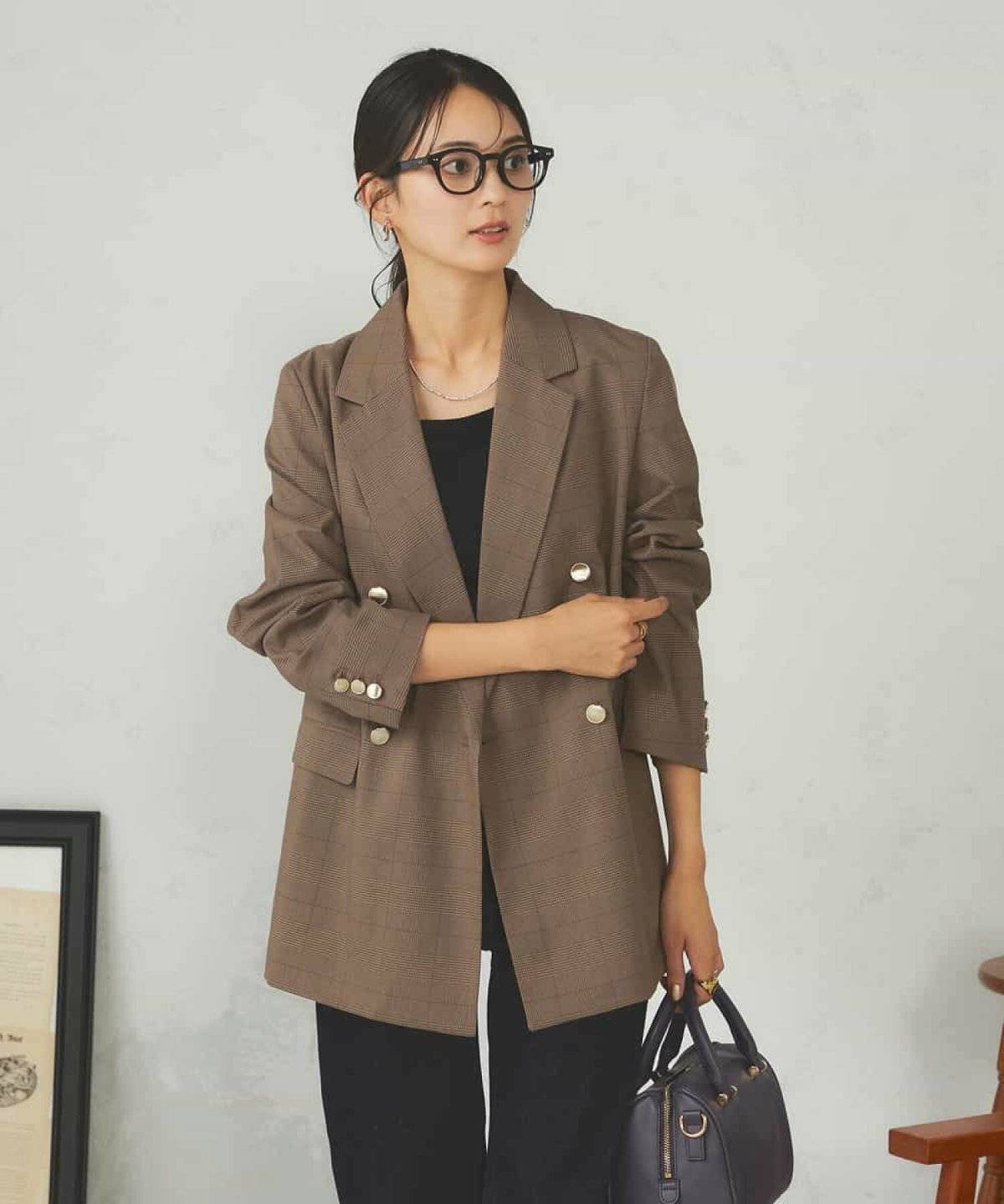 メガネをかけた女性