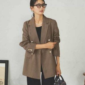 メガネに似合うおしゃれコーディネート18選|季節別のおすすめスタイルを厳選!