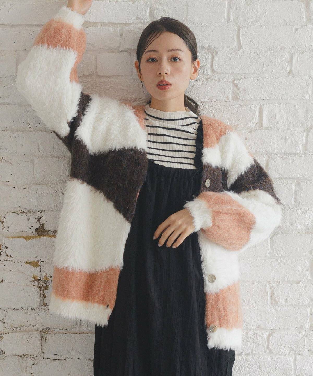 スカートコーデの女性