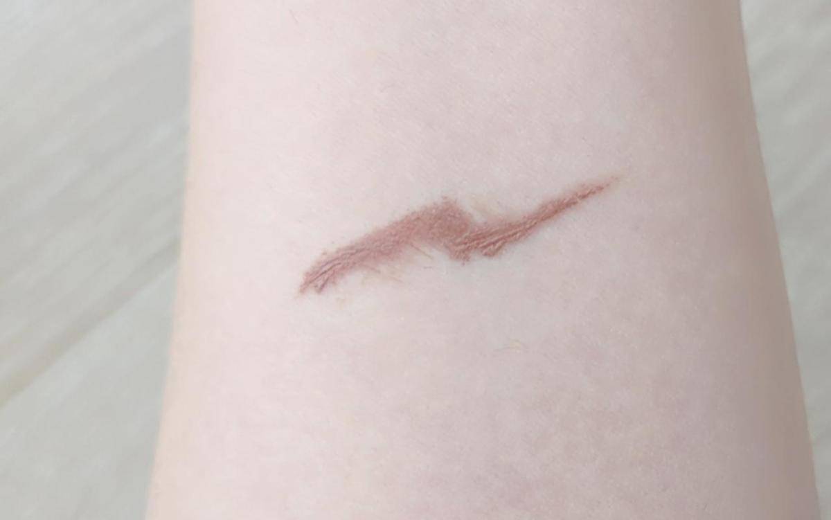 セザンヌ極細アイブロウマスカラC1ピンクブラウン