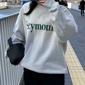 ゆるっと着れるのにこなれ見え。休日も平日も頼れる「ロゴスウェット」コーデ