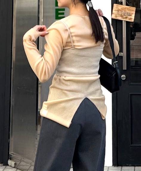 シアートップスとビスチェのセット