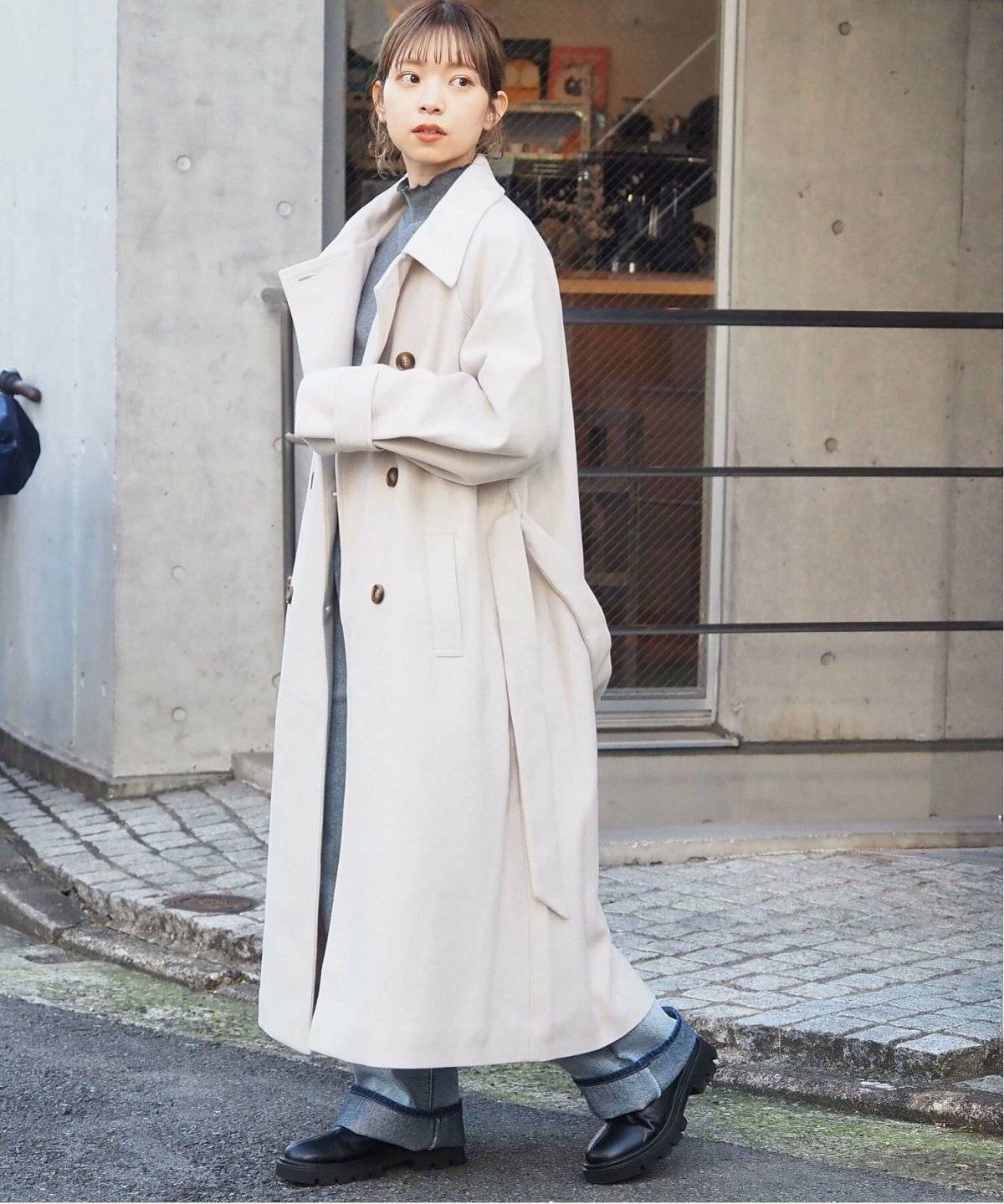 トレンチコートコーデ