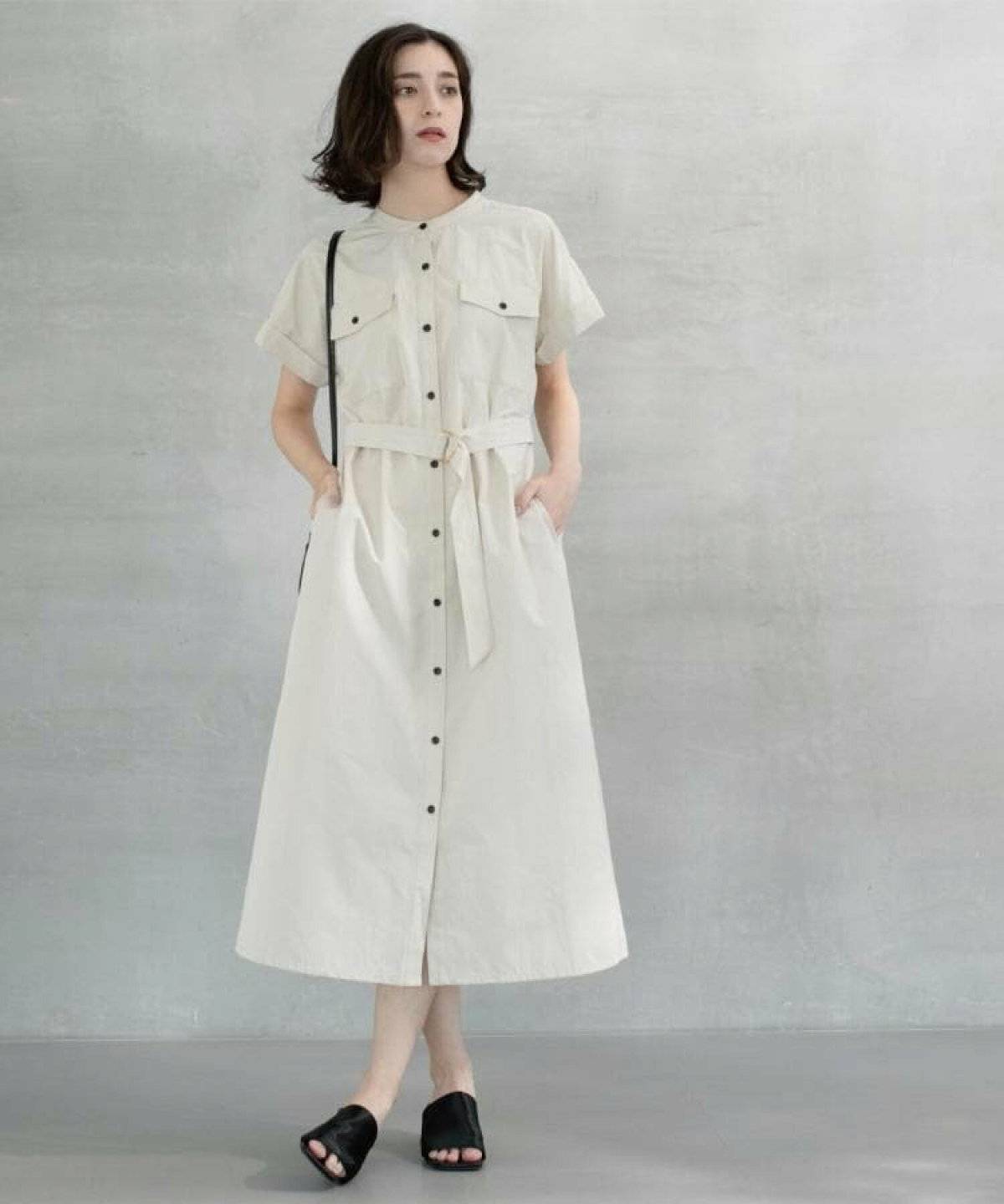 シャツワンピースコーデ