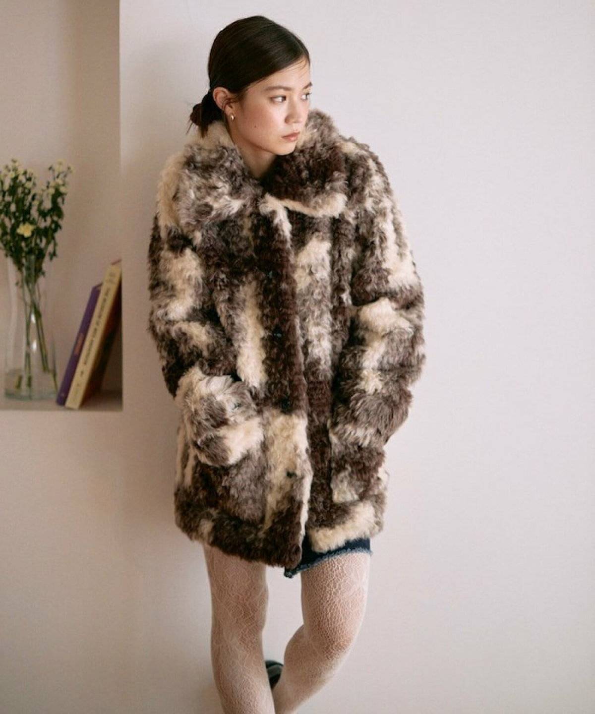  ブラウンロングファーコートコーデ