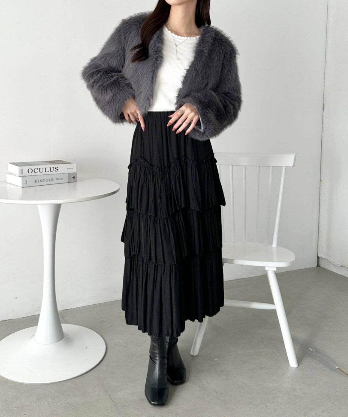 グレーファーコートコーデ