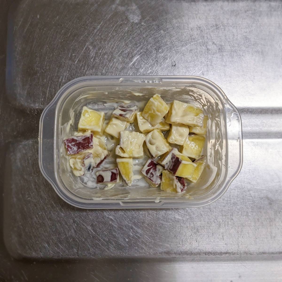 JAグループ公式の「皮付きさつま芋の簡単サラダ」のレシピ