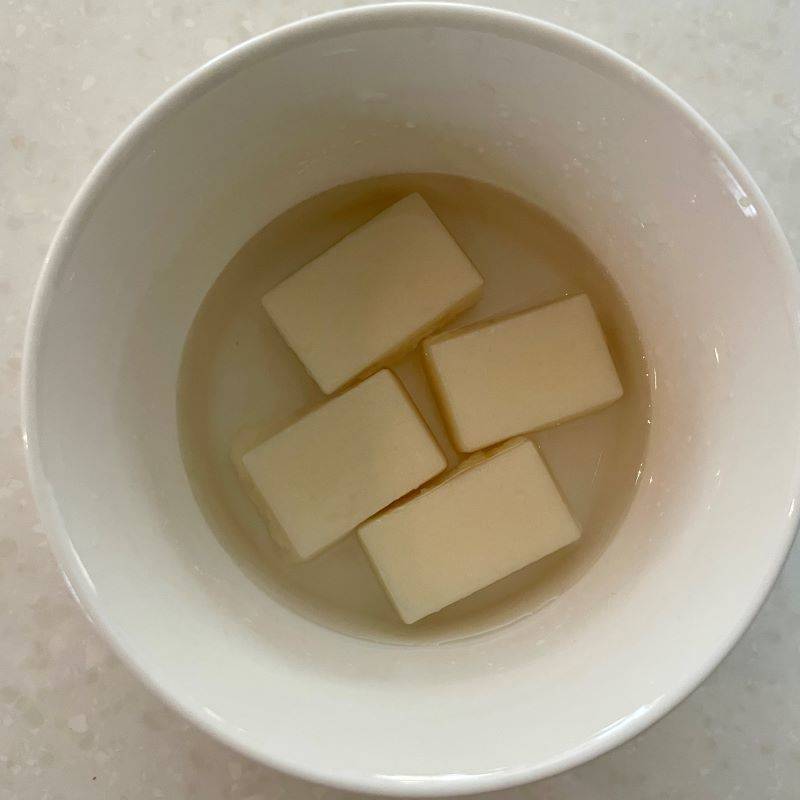 サトウ食品公式の「ひとくちバナナきなこもち」のレシピ