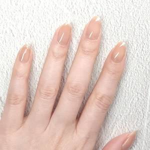  スキニーフレンチネイル 