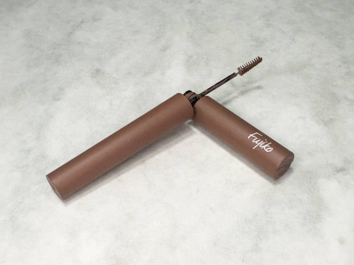 定番色になったFujiko マジカルアイブロウカラー 101モカブラウン