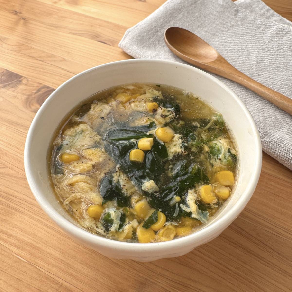 JA全農の「ほうれん草のたまごスープ」のレシピ