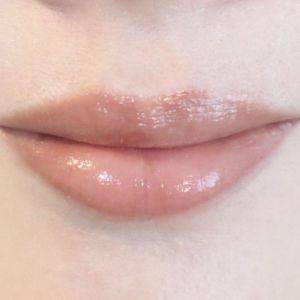 ひと塗りで今っぽい顔になる。ドラッグストアで買える「神リップ」5選