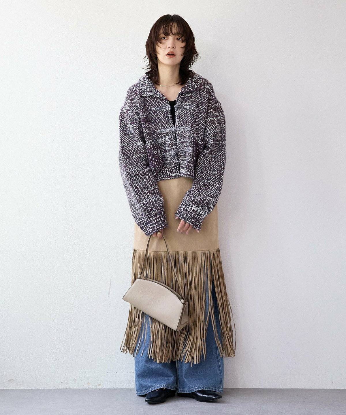 秋コーデの女性