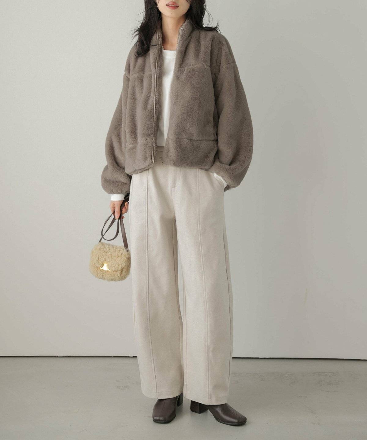 ボアコートコーデ