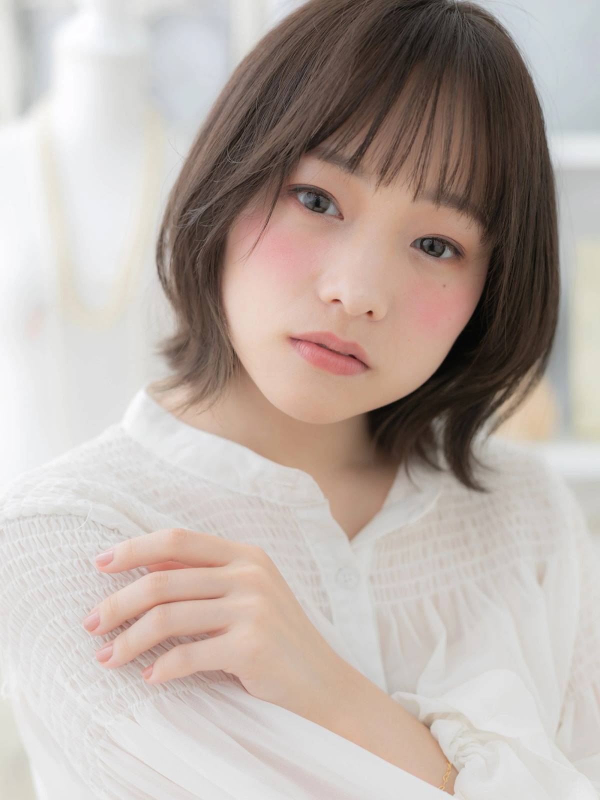 くびれウルフボブ