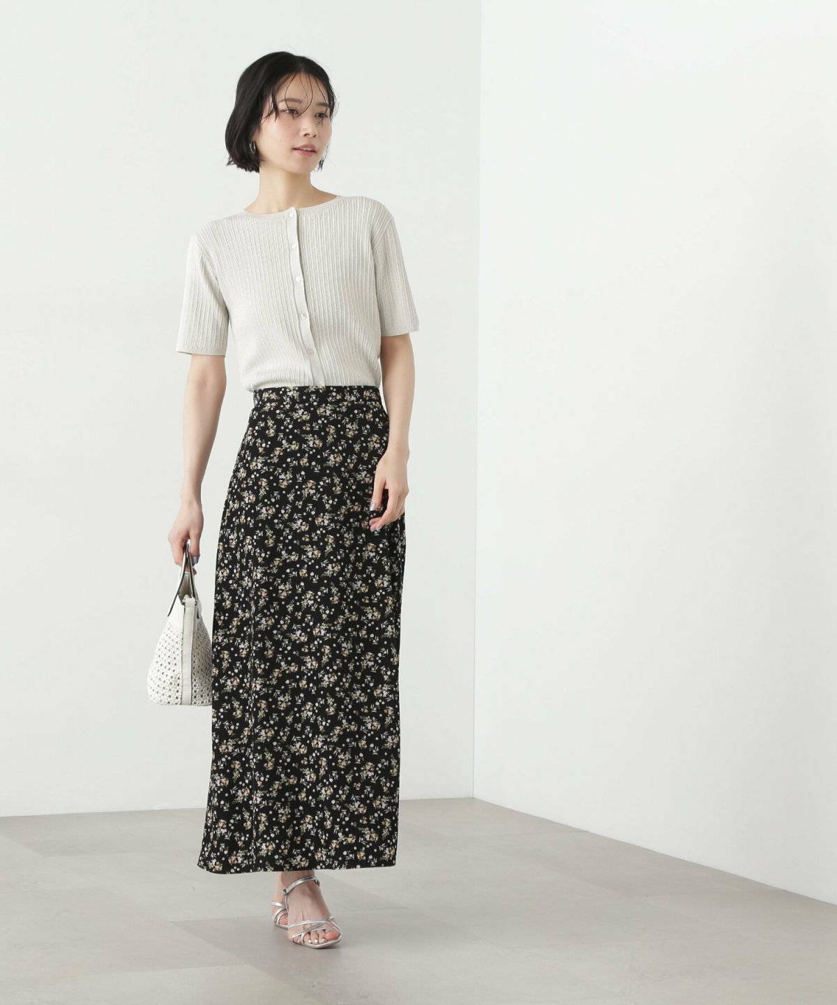 夏コーデの女性